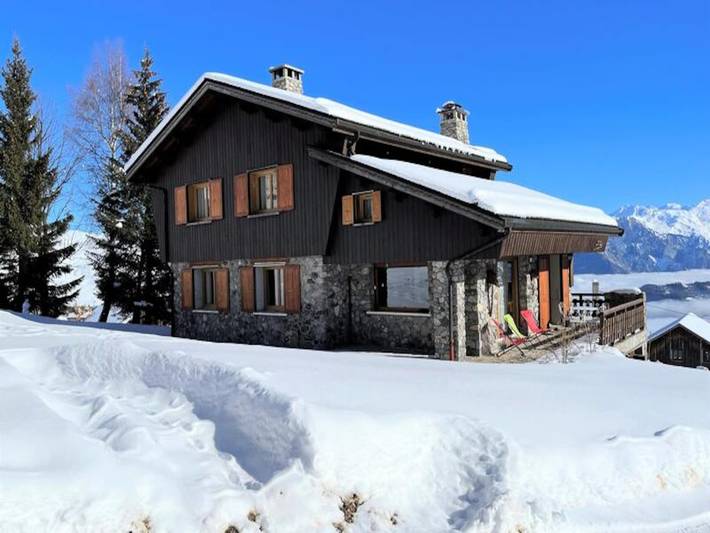 Chalet pour 15 personnes, avec balcon, adapté aux familles à Fontcouverte-la-Toussuire