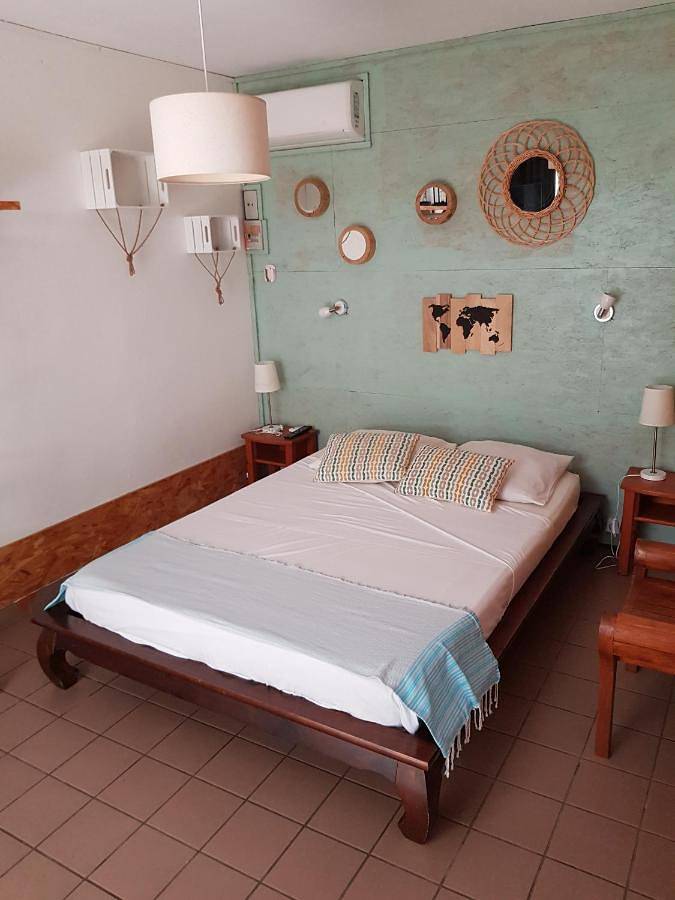 Appart’hôtel pour 2 personnes, avec piscine et jardin