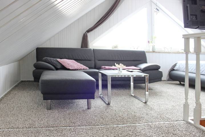 Ferienhaus für 3 Personen, mit Terrasse und Garten sowie Sauna