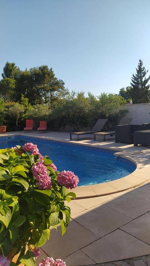 Maison de vacances pour 2 personnes, avec piscine ainsi que jardin et jacuzzi