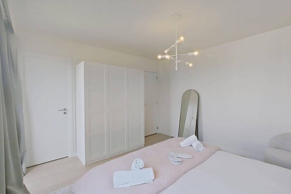 Geheel appartement, 2Br Nato & Eu Apartment  - Freeluggage Room in Schaarbeek, Vlaanderen