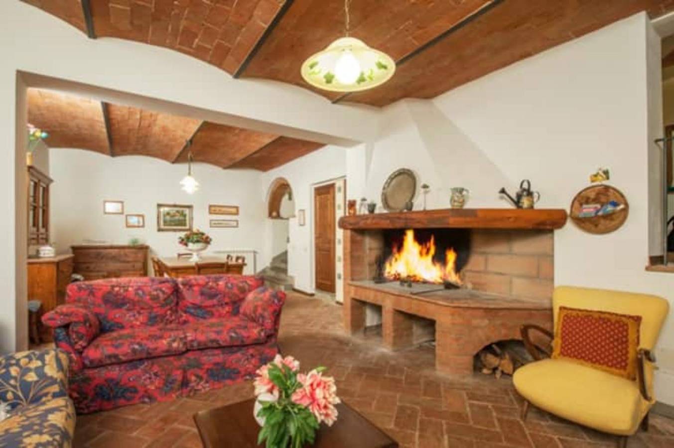 Appartement entier, Limonaia – Élégant Appartement Toscan avec Grands Espaces, Piscine et Détente in Montespertoli, Province de Florence