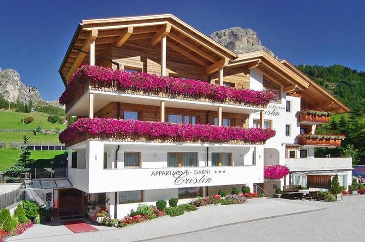 Vakantiewoning voor 3 personen, with Balkon and Terras as well as Tuin in Colfosco