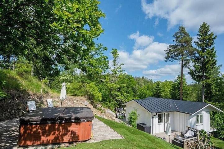 Ferienhaus für 9 Personen, mit Garten - 1