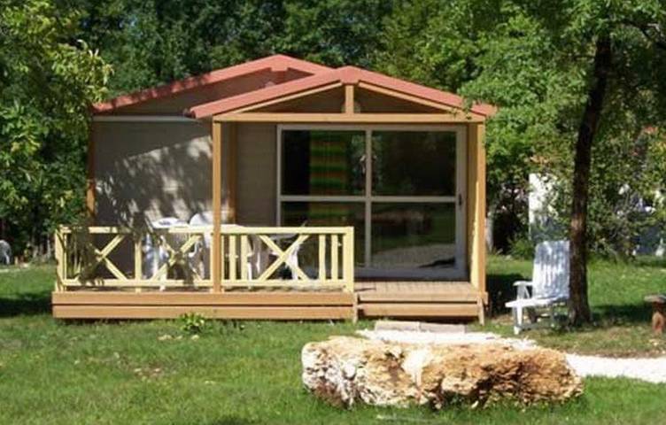 Camping para 5 personas, con jardín y piscina además de vistas y terraza - 1