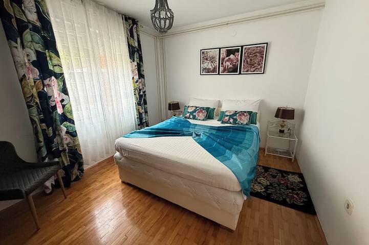 Ferienwohnung für 6 Personen, mit Terrasse in Zadar (Kommun)