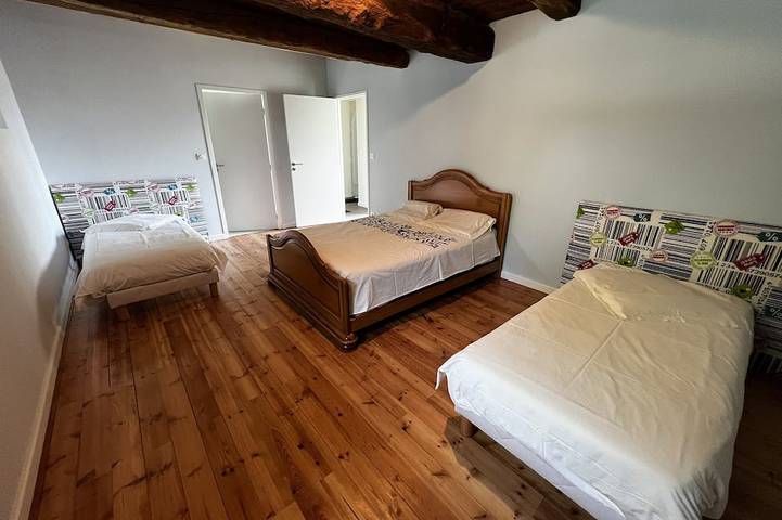 Location de vacances pour 8 personnes, avec jardin et terrasse, animaux acceptés à Saint-Donan - 2