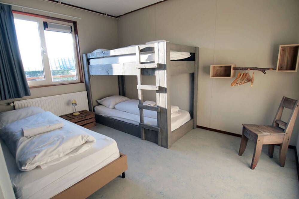 Ganze Wohnung, Erdgeschoss, 3 Bettzimmerwohnung in Amsterdam-Nord, Holländische Küste