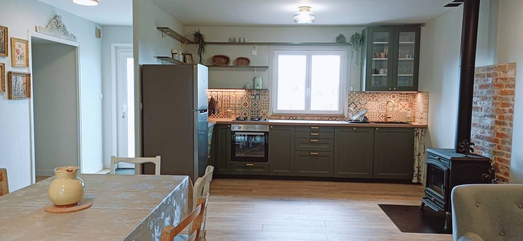 Gîte pour 6 personnes, avec Piscine à Saint-Rabier - 4