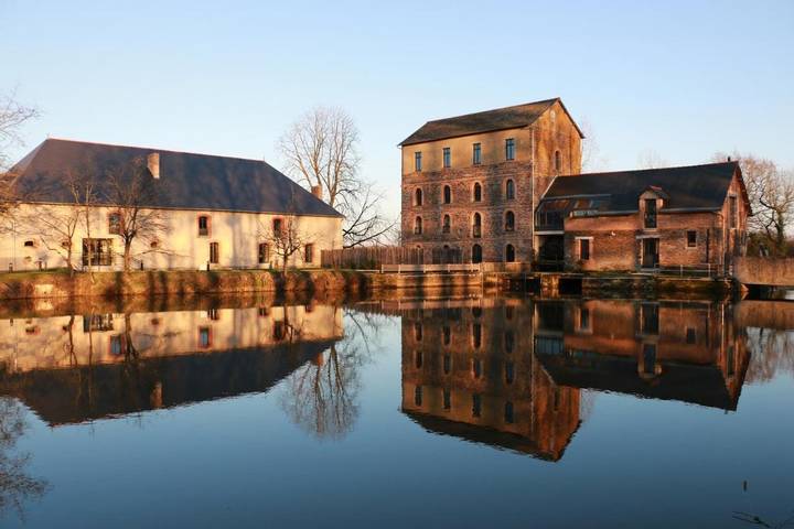 Location de vacances pour 2 personnes, avec Jardin et Vue à Mordelles