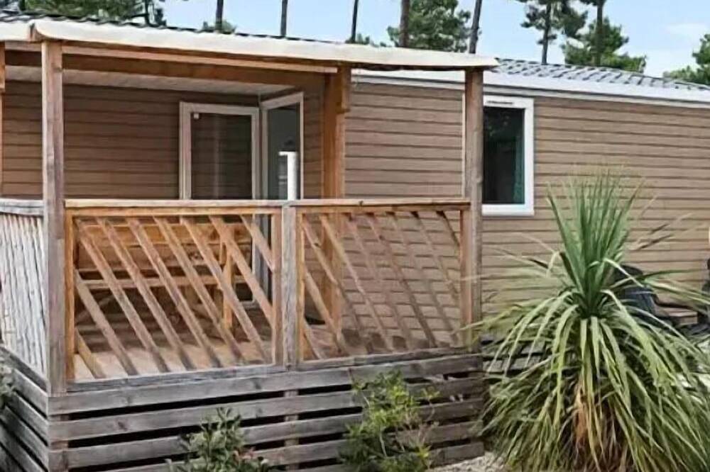 Mobil-home | Comfort | 2 Ch. | 4 pers. | Terrasse simple | A/C | Tv in Nans-les-Pins, Région de Brignoles