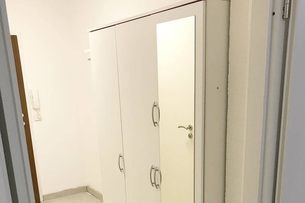 Ganze Wohnung, Schöne zentral gelegene Wohnung in Daimler nähe in Sindelfingen, Landkreis Böblingen