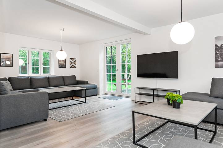 Bungalow für 22 Personen, mit Terrasse und Sauna sowie Balkon/Terrasse in Dänemark