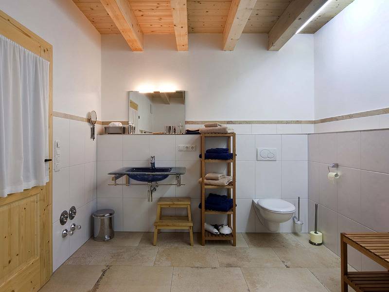 Marchlhof Urlaub auf dem Bauernhof - Seeleitn Baubiologische 100 qm Ferienwohnung, 2 Schlafzimmer, Rollstuhlgerecht in Aschau im Chiemgau, Chiemsee