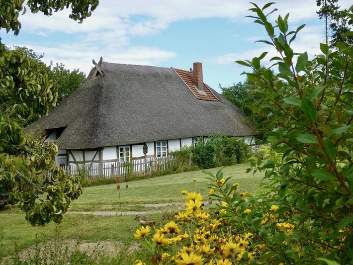 Gemütliche Reetdachkate in Klocksdorf, Carlow