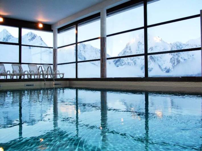 Chalet pour 6 personnes, avec sauna et piscine, animaux acceptés à Peyragudes - 2