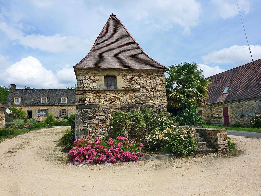 Gîte, piscine intérieure, hammam, spa in La Chapelle-Aubareil, Périgord Noir
