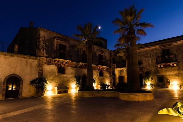 Resort per 4 persone, con Terrazza e Giardino nonché Piscina e Sauna in Siracusa e dintorni
