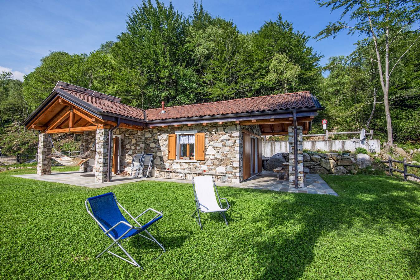 Casa vacanza per 6 persone con panorama in Comune di Stresa, Lago Maggiore (Piemonte)