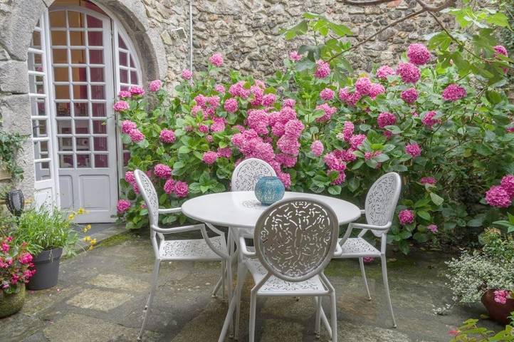 Location de vacances pour 5 personnes, avec Terrasse ainsi que Jardin et Vue à Saint-Lizier