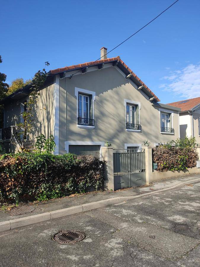 Vakantiehuis voor 10 personen, met Terras en Tuin in Valence