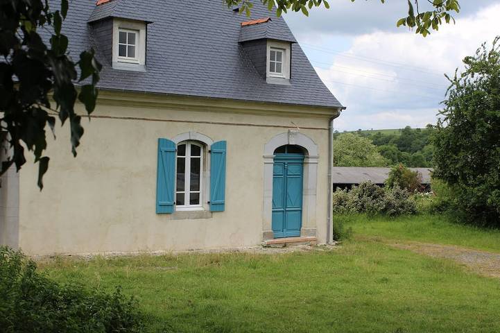 Gîte pour 6 personnes, avec jardin et terrasse à Bernac-Dessus