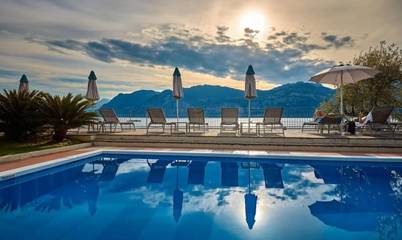 Villa für 6 Personen, mit Ausblick und Terrasse sowie Pool, mit Haustier in Malcesine
