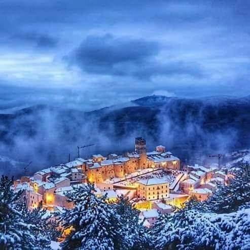 Appartement entier, Via Roma 19 in Castel del Monte, Gran Sasso