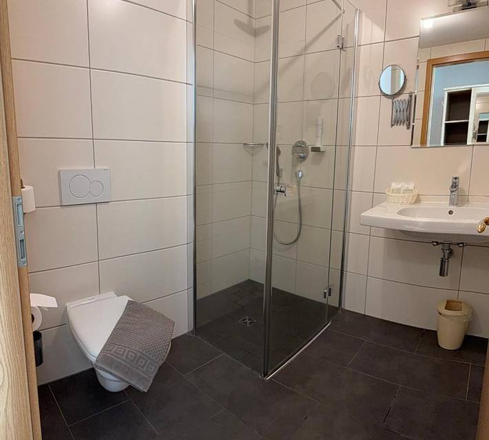 Hotel für 3 Personen, mit Garten und Ausblick in Lautertal - 4
