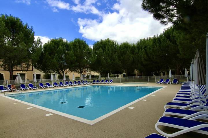 Gîte pour 5 personnes, avec piscine et terrasse à Montignac - 2