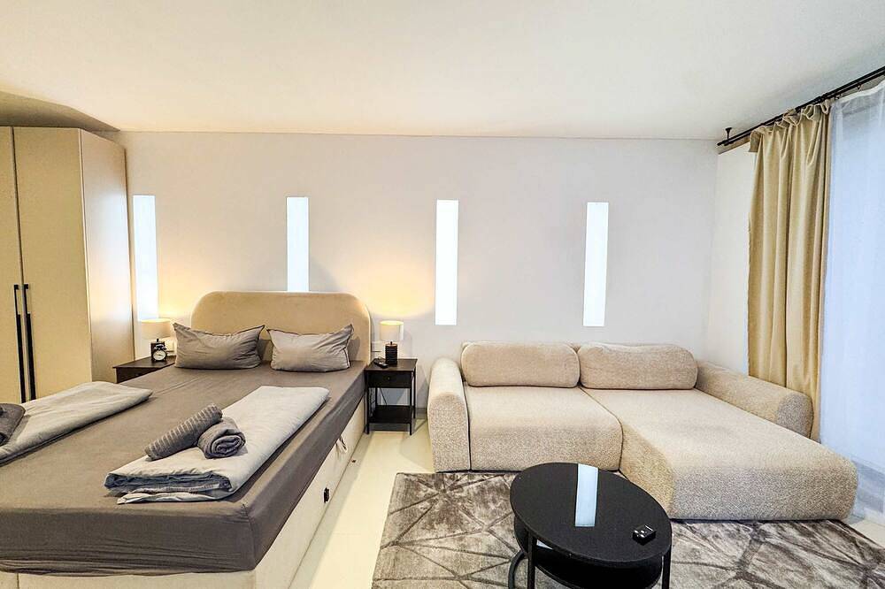 Ganze Wohnung, Remise Studio Apartment - Top Lage nahe Messe in Charlottenburg Berlin, Berlin