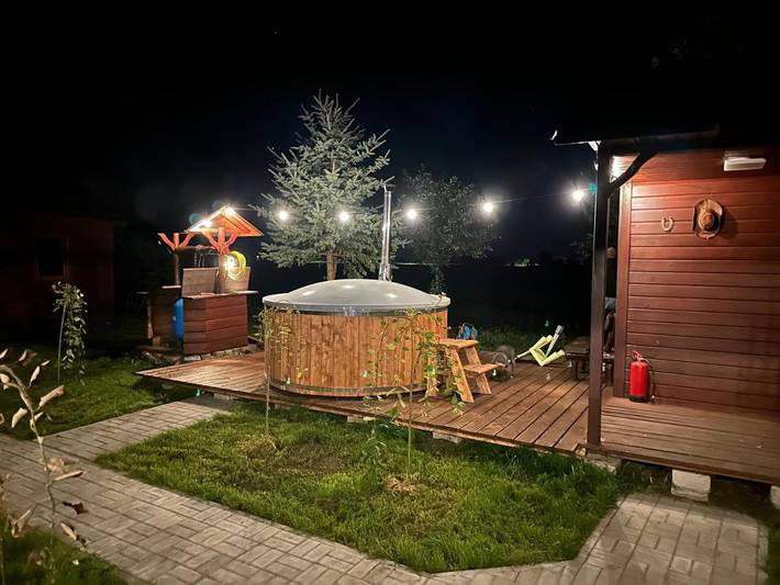 Casa vacanza per 4 persone, con idromassaggio e sauna nonché giardino in Santacroce