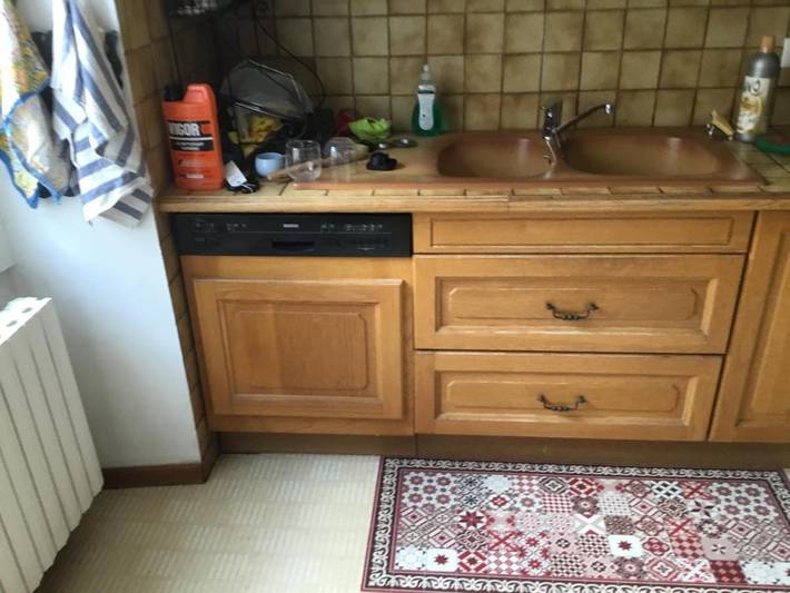Location de vacances pour 4 personnes, avec Balcon et Terrasse ainsi que Jardin et Vue dans Office De Tourisme D Ispagnac