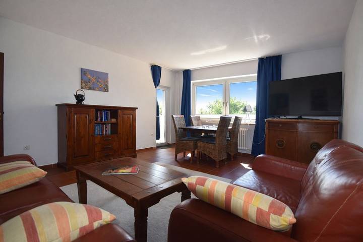 Ferienwohnung mit Meerblick für 5 Personen, mit Balkon und Garten sowie Ausblick in Flensburg