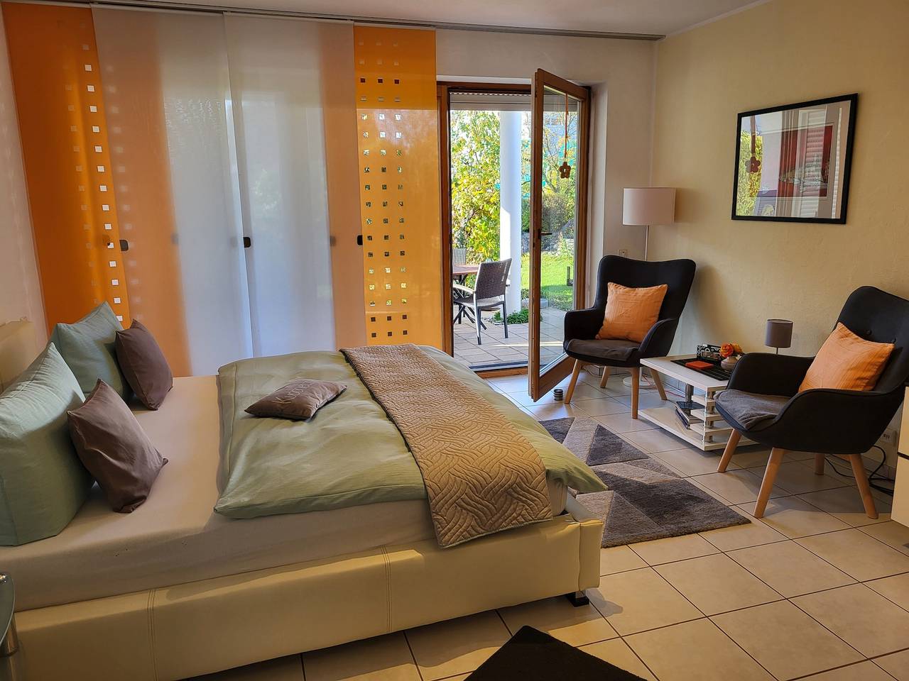 Ganze Wohnung, Apartment 'Obere Weinburg' mit Terrasse und Wlan in Radolfzell, Radolfzell am Bodensee