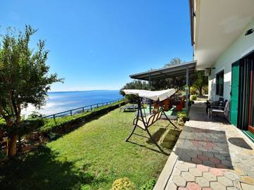 Ferienhaus für 7 Personen, mit Garten in Makarska