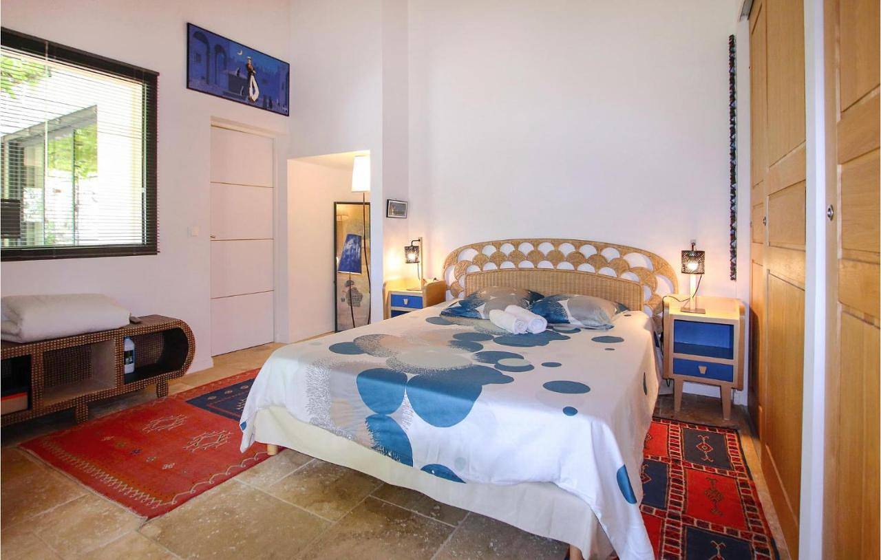 Two-Bedroom Holiday Home in Montbrison-sur-Lez, Région de nyons