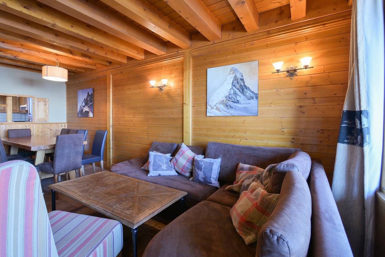Ganze Wohnung, Appartement 'Lesetoilesdelaplagne Chalet 19' mit Bergblick und Balkon in Belle Plagne, La Plagne-Tarentaise
