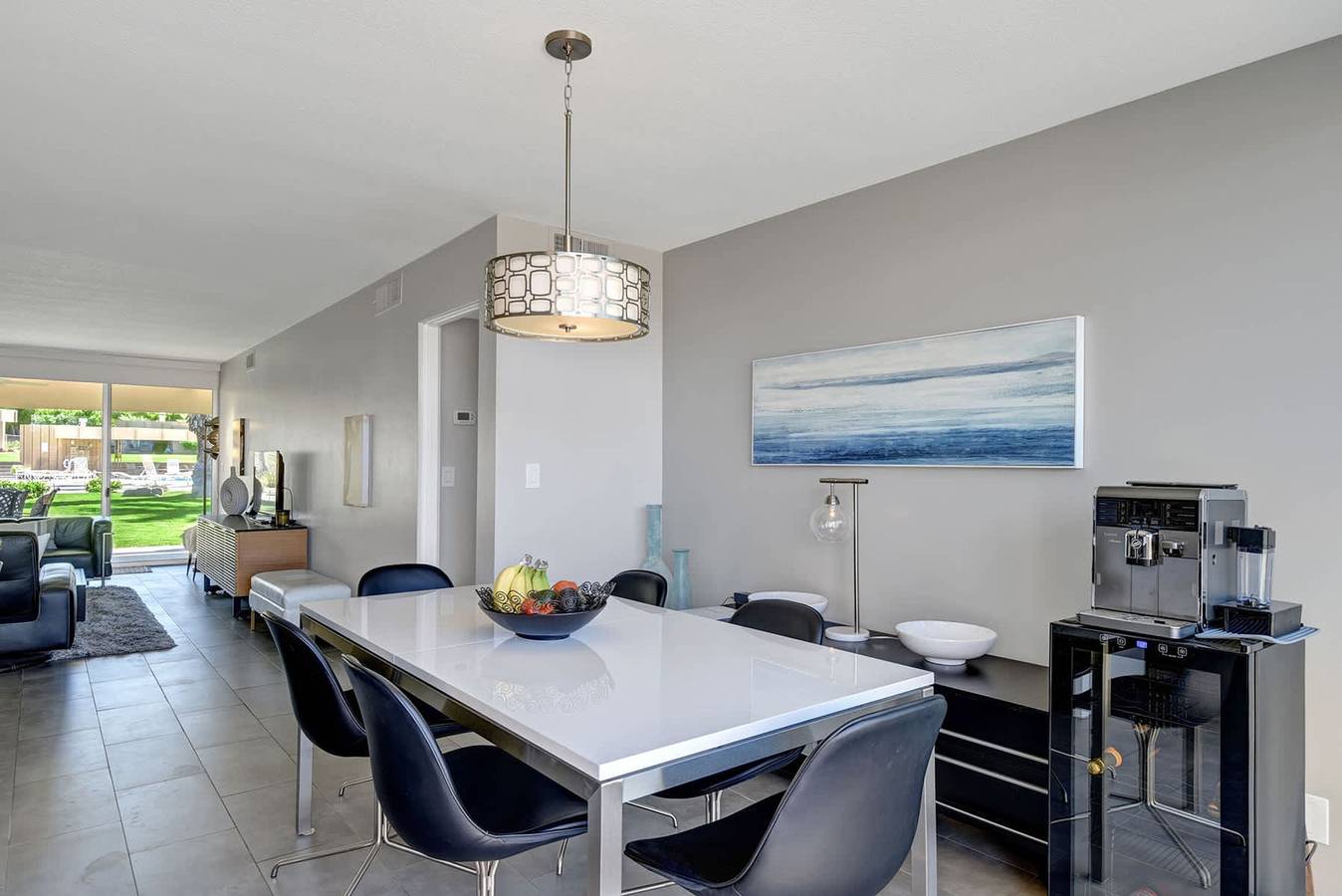 Apartamento entero, Modern Krisel Retreat with Mountain Views   Pool A in Palm Desert, Coachella Valley