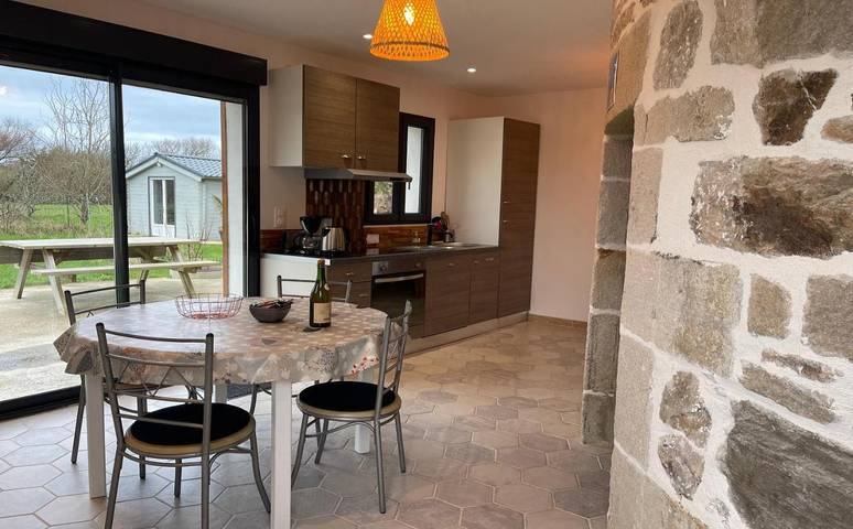 Location de vacances pour 4 personnes, avec vue et jardin à Cléden-Cap-Sizun - 4