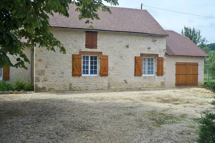Location de vacances pour 6 personnes, avec Terrasse et Jardin à Tourtoirac