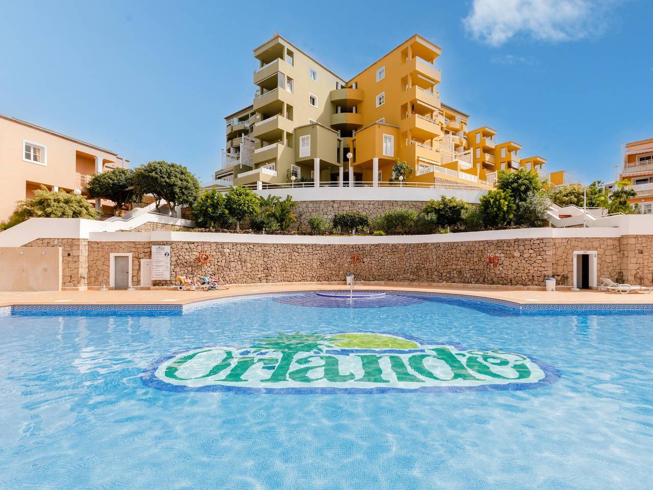 Ganze Ferienwohnung, Ferienwohnung für 3 Personen mit Terrasse in Playa Puerto Colón, Adeje