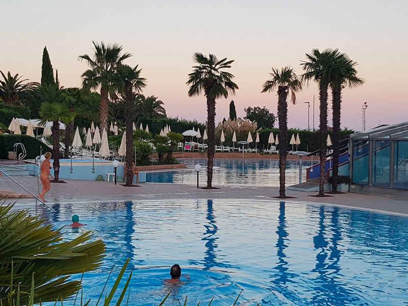 Ganze Ferienwohnung, Ferienwohnung mit Pool in Loano, Riviera di Ponente