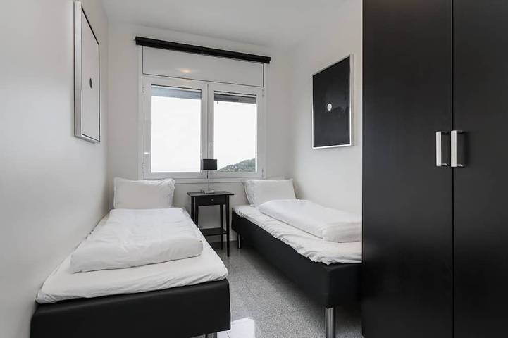 Villa für 12 Personen, mit Balkon und Whirlpool sowie Garten an der Costa Brava - 4