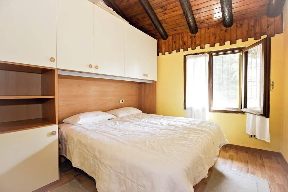Freistehendes 3-Zimmer-Rustico mit großer Sonnenterrasse in einzigartiger Panoramalage in Piancassone, Trarego Viggiona