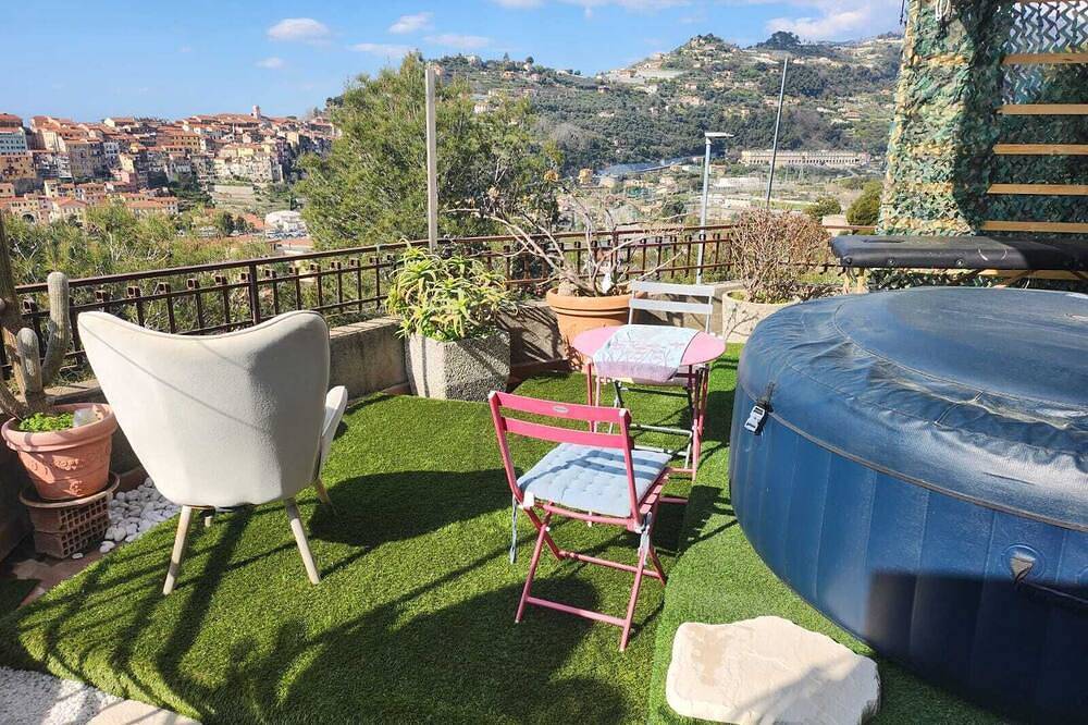 Entire apartment, Escape and well-being in Ventimiglia (City), Ventimiglia