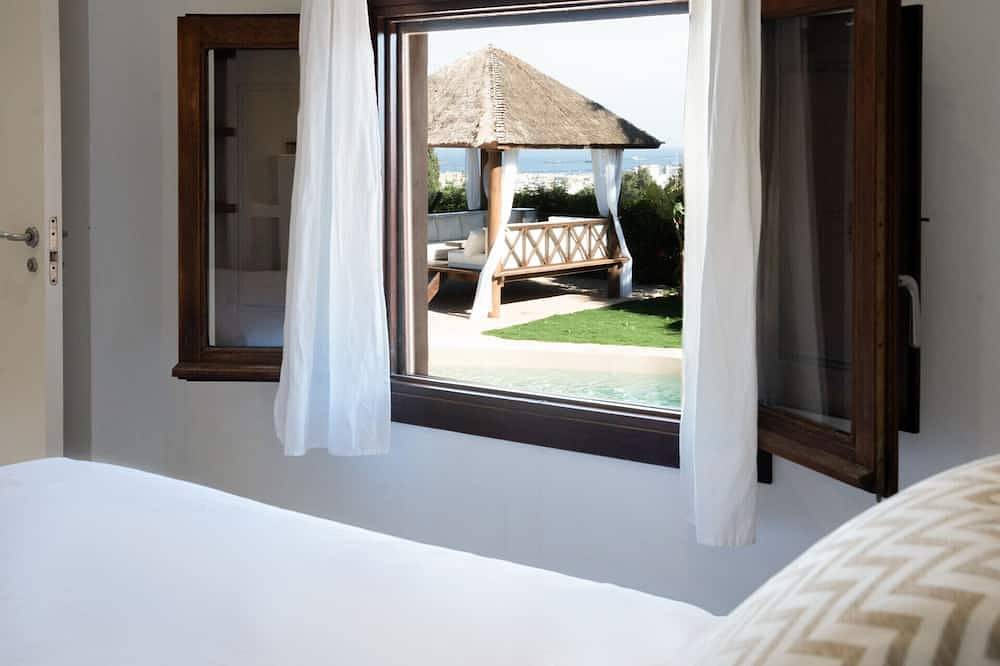 Can Calyssa: Luxury Villa Near City Center in Ibiza (Municipality), South Ibiza