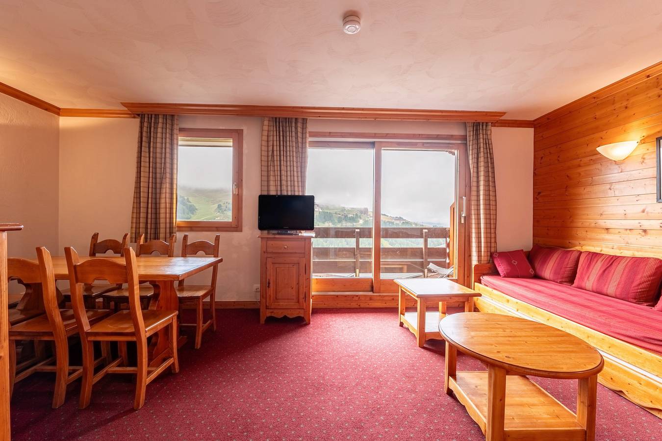 Ganze Wohnung, Appartement „Résidence Aspen“ in den Alpen mit Bergblick auf das Mont-Blanc-Massiv in Plagne Villages, La Plagne-Tarentaise