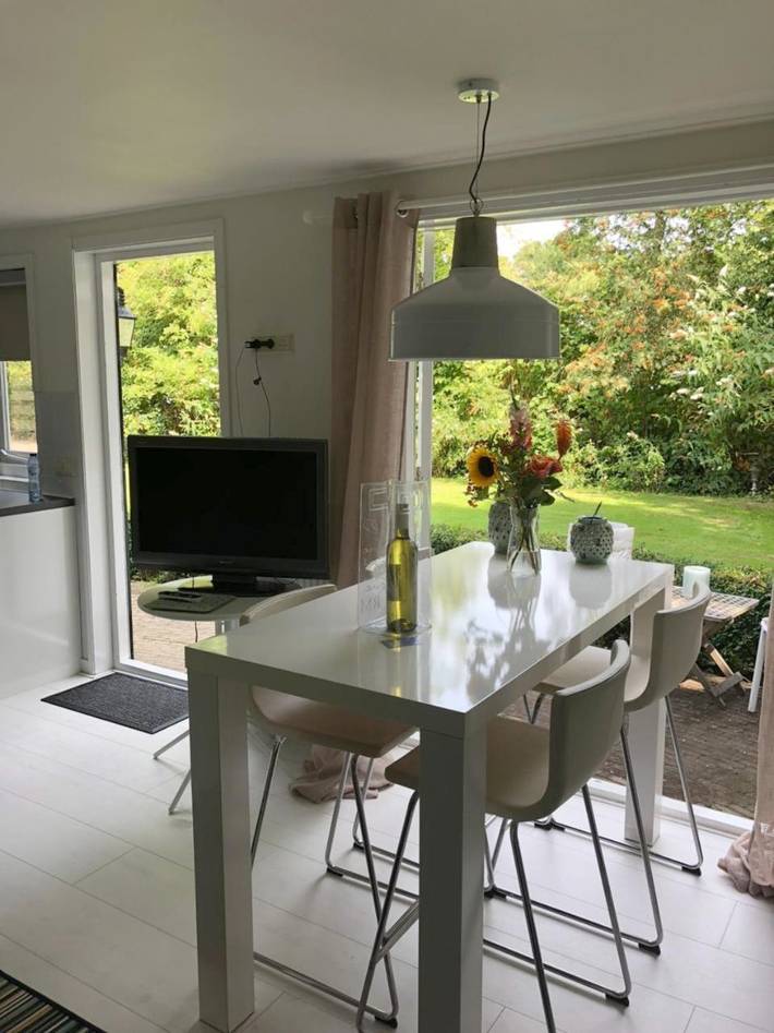 Ferienhaus für 2 Personen, mit Terrasse und Garten sowie Ausblick in Bergen (Nordholland) - 3