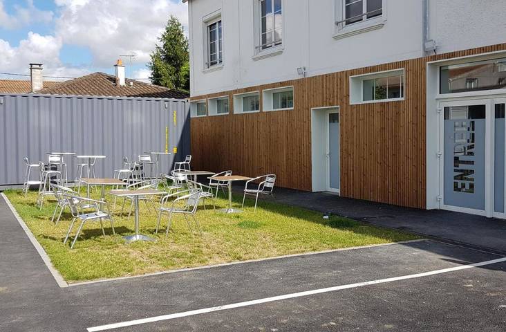 Hôtel pour 2 personnes, avec jardin et terrasse à Surgères - 4